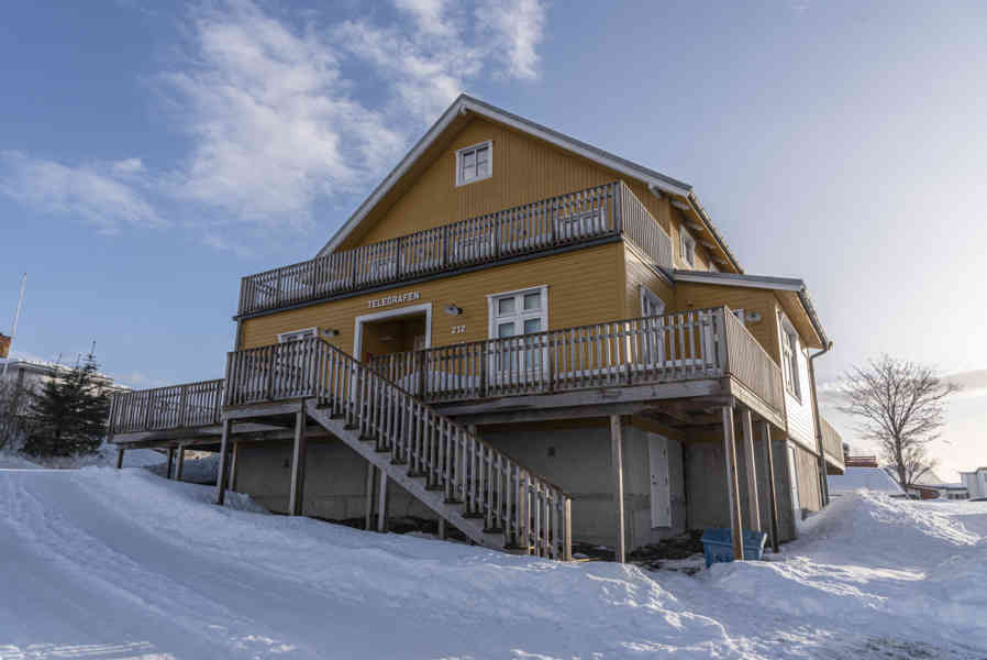 Noruega - islas Lofoten 025 - Svolvaer - Svinoya.jpg